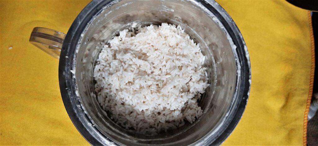 Grinding soaked rice