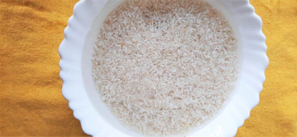 Soaking rice