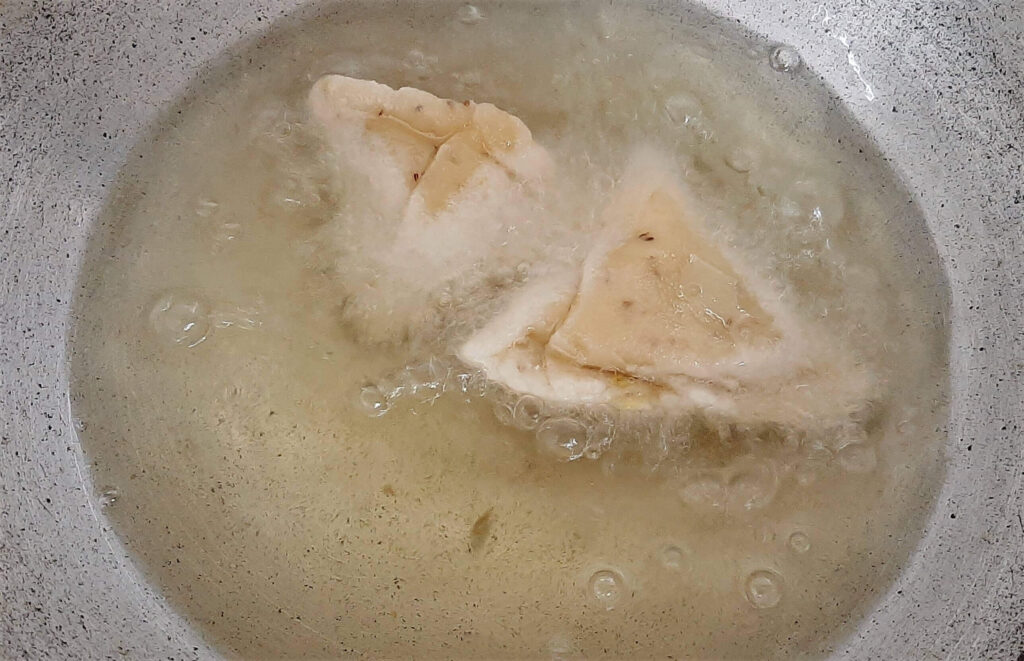 Frying simple samosa
