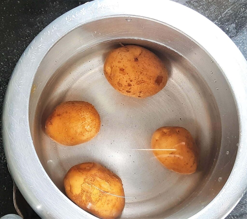 boiling potatoes in a pressure cooker