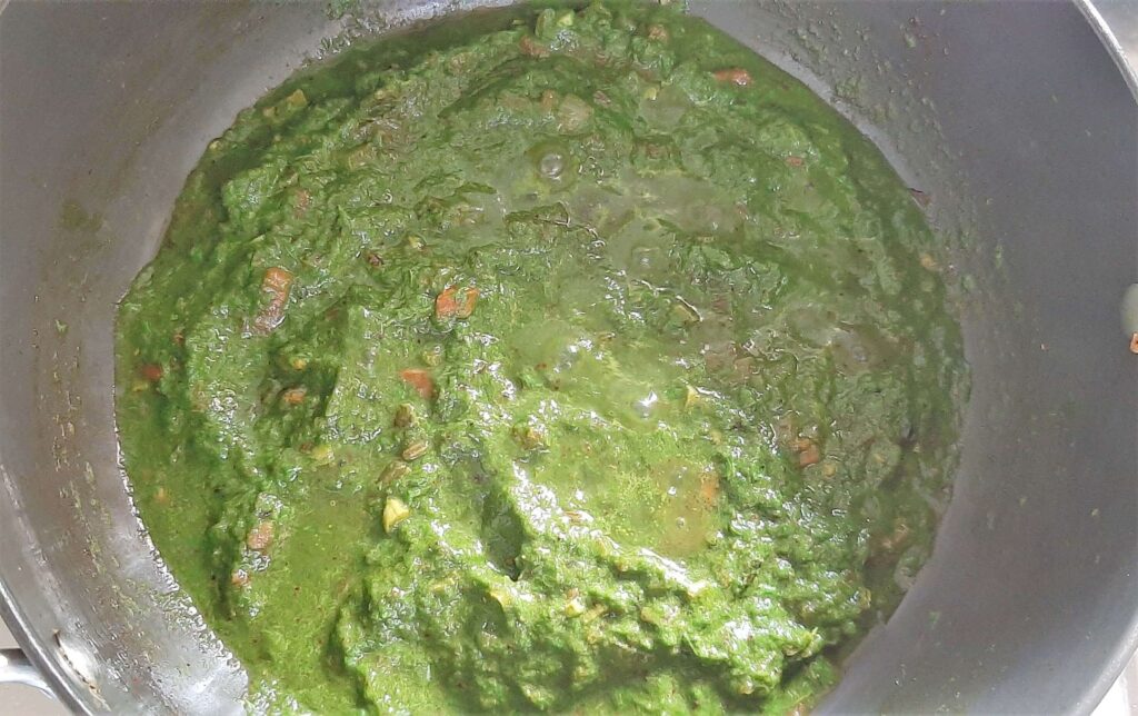 palak gravy