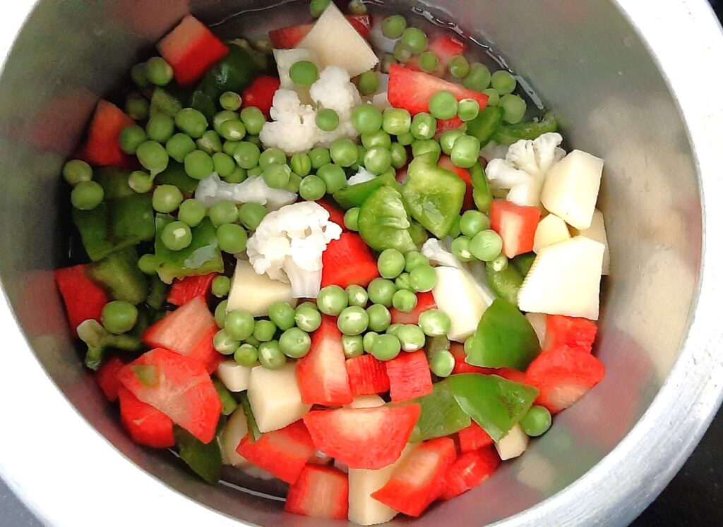 Vegetables in pressure cooker