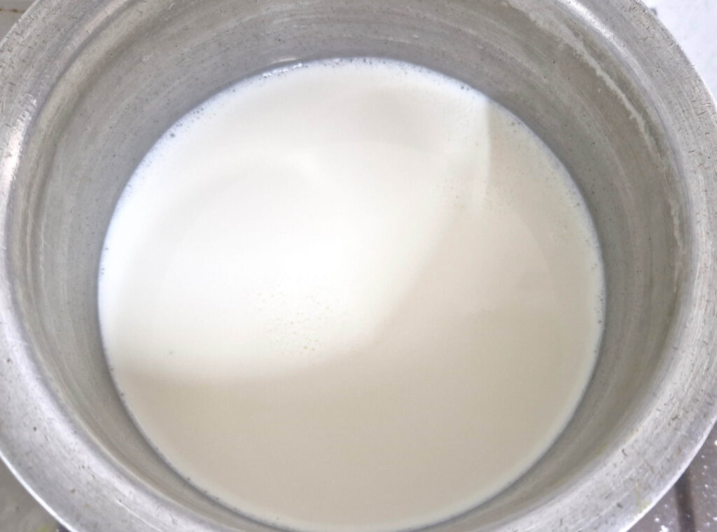 Boiling milk