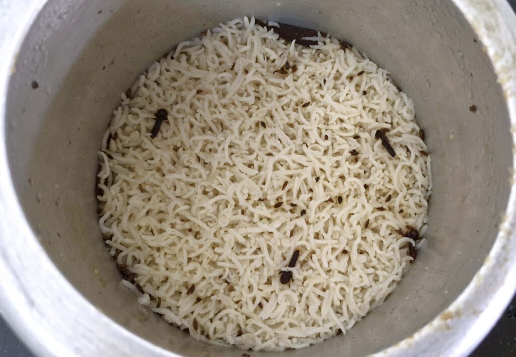 cumin rice in cooker