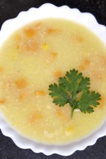 sweet corn soup in bowl